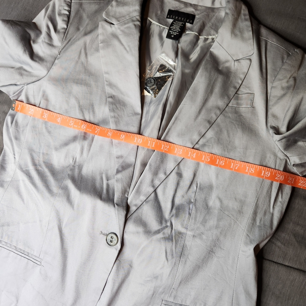 Attention Gray Blazer - Picture 3 of 6